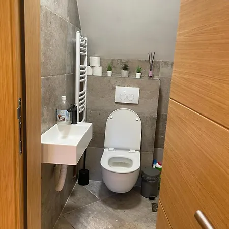 Reset Zaovine Feriehus *